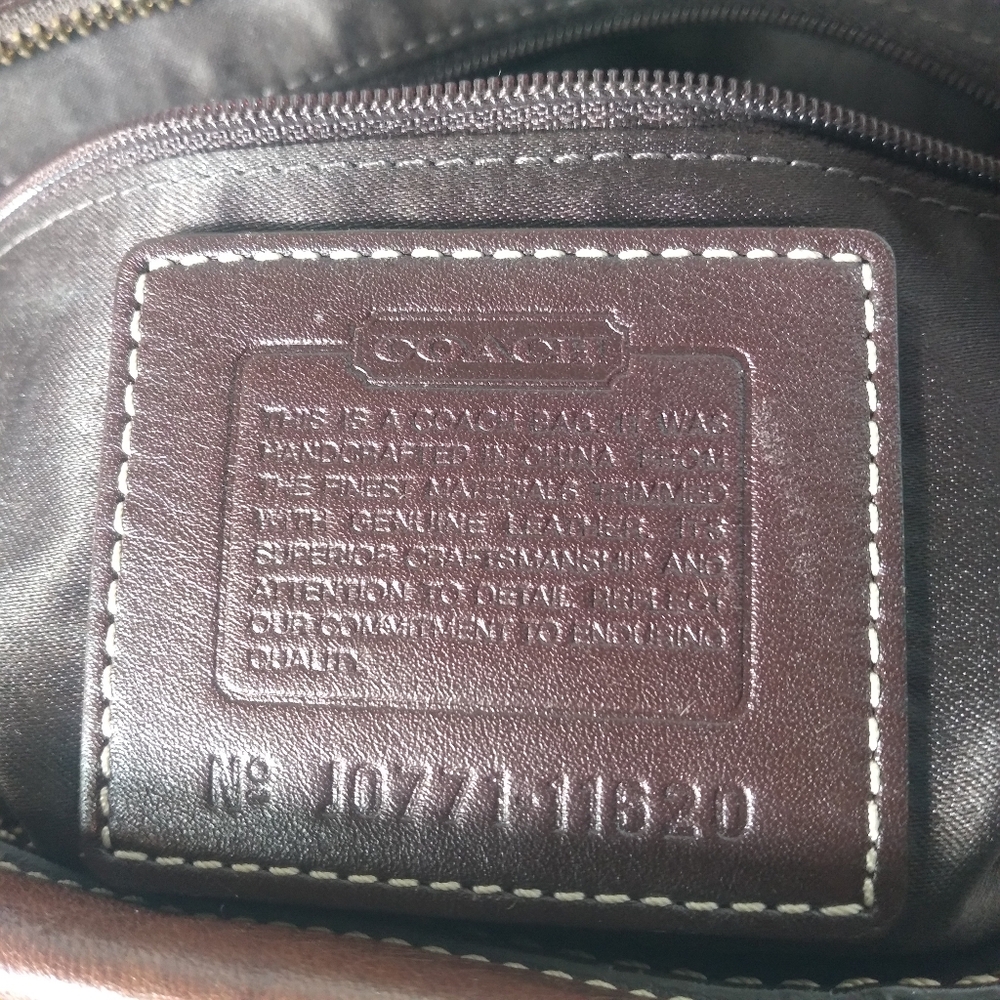 SOLD Authentic Vintage Coach Hampton Signature Stripe C Monogram Canvas Bag - Picture 2 of 14